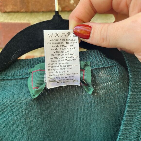 Wolsey 100% Wool Vintage V-Neck Sweater Vest Green Holiday Men's Size 42/52 XL - Picture 4 of 4